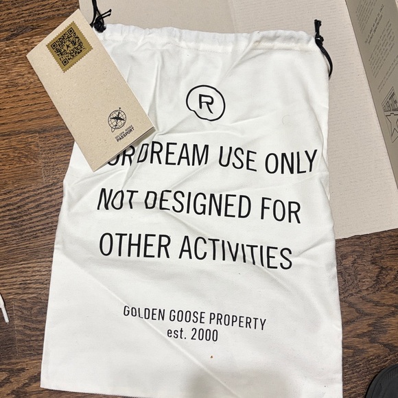 Golden Goose Purestar Low Top Sneaker Size 6 - Picture 11 of 11